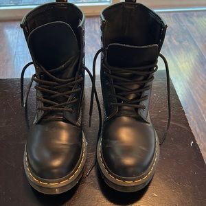 Doc Martens 1460s